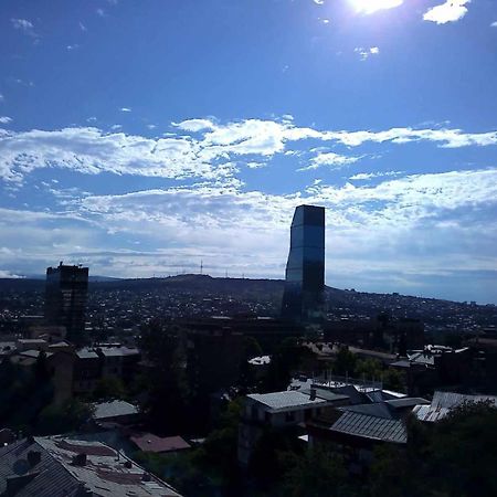 Janika Apartments Tbilisi Buitenkant foto