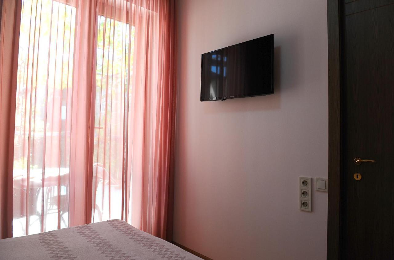 Janika Apartments Tbilisi Buitenkant foto