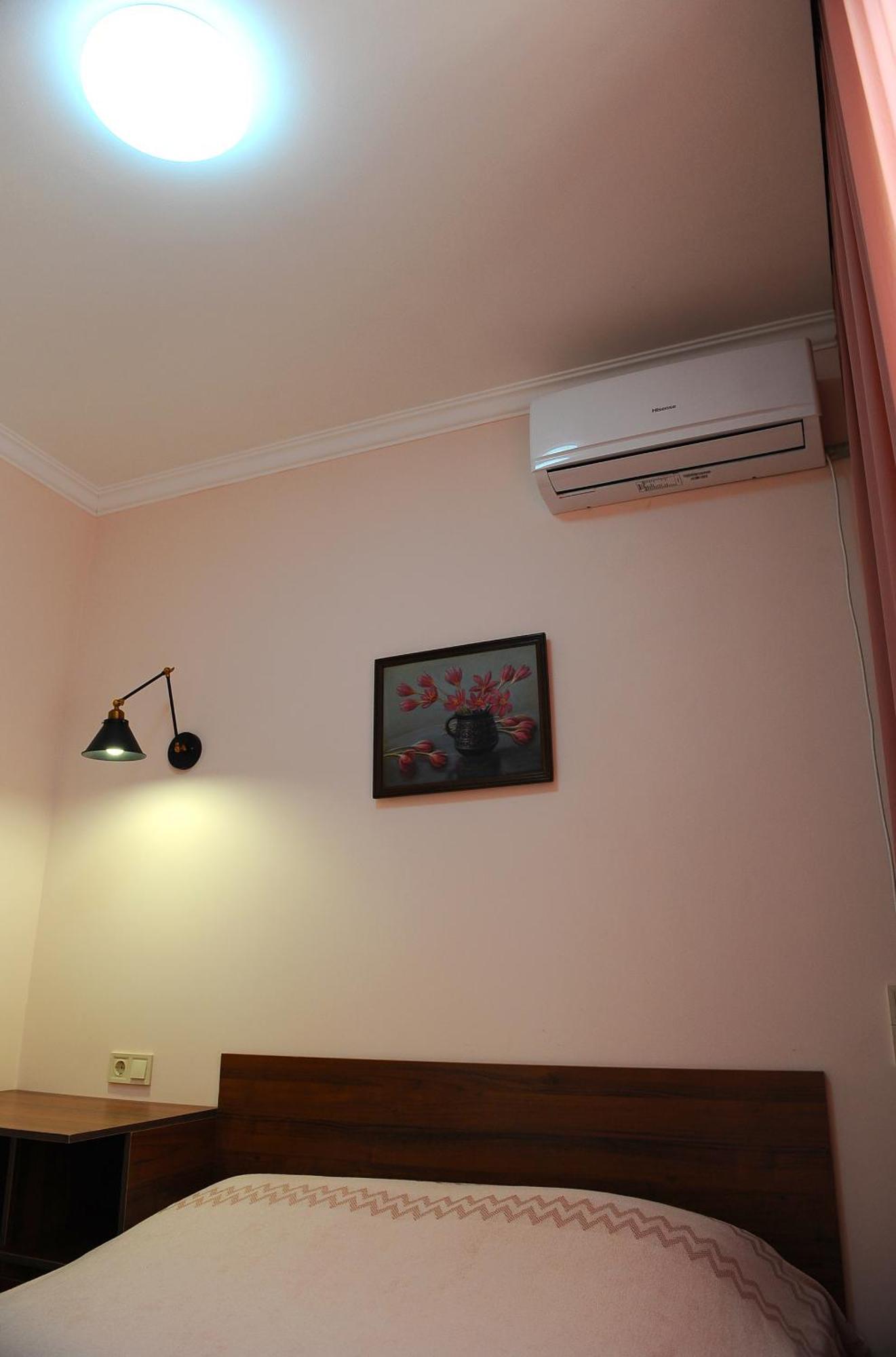 Janika Apartments Tbilisi Buitenkant foto
