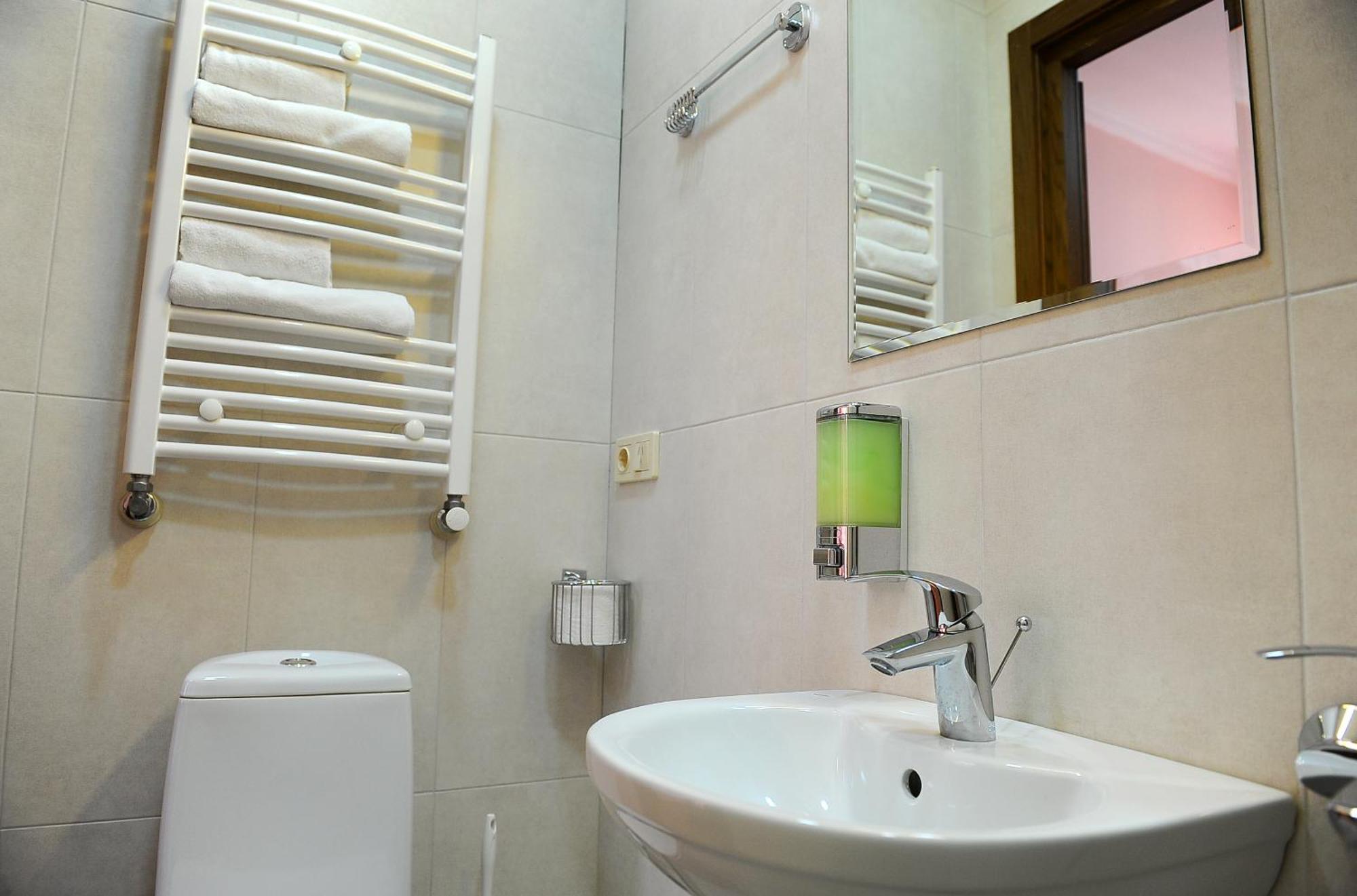 Janika Apartments Tbilisi Buitenkant foto